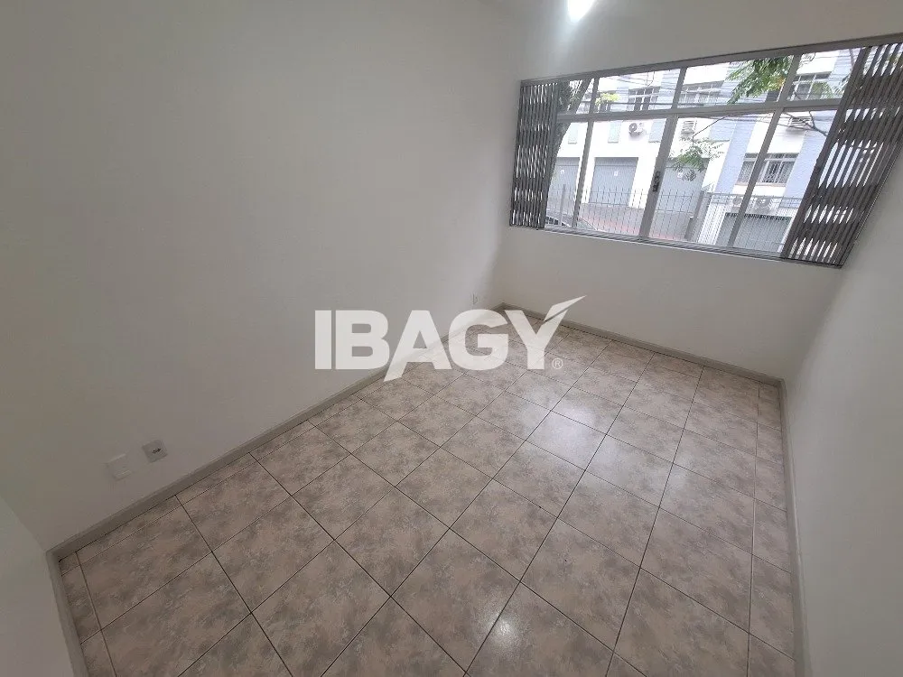 Apartamento sin amueblar con 3 dormitorios y 1 baño 116 m² — photo 10