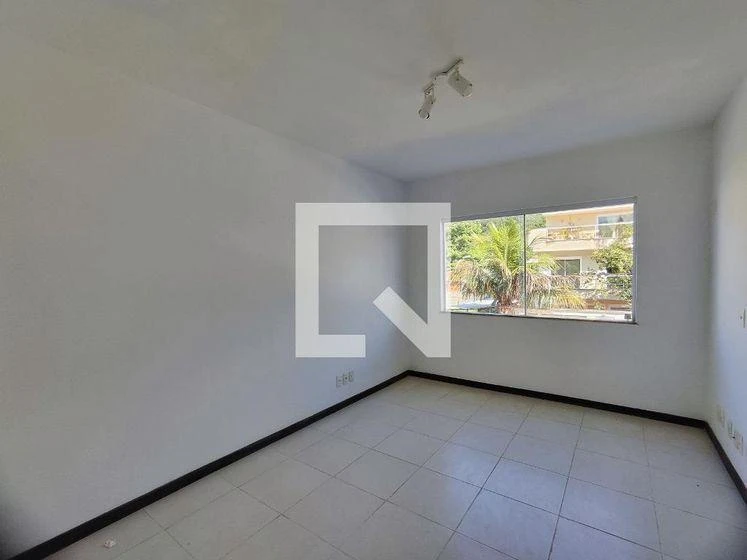 4-bedroom house with a mountain view in Rio de Janeiro — photo 44