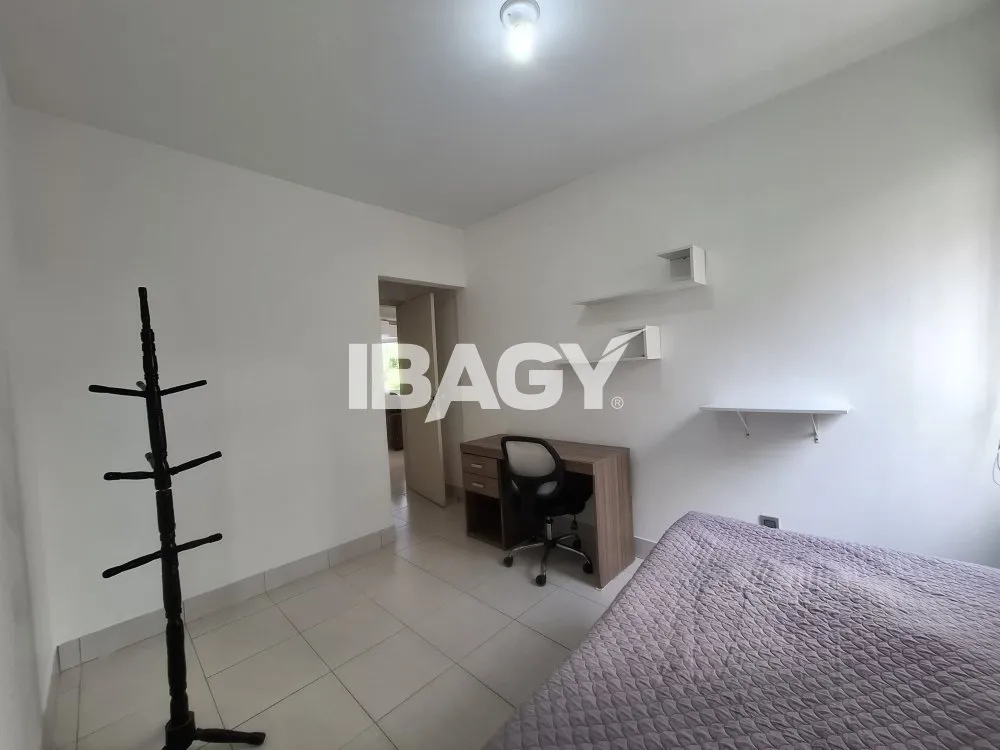 Apartamento amueblado de 2 dormitorios, 75 m² y garaje — photo 10