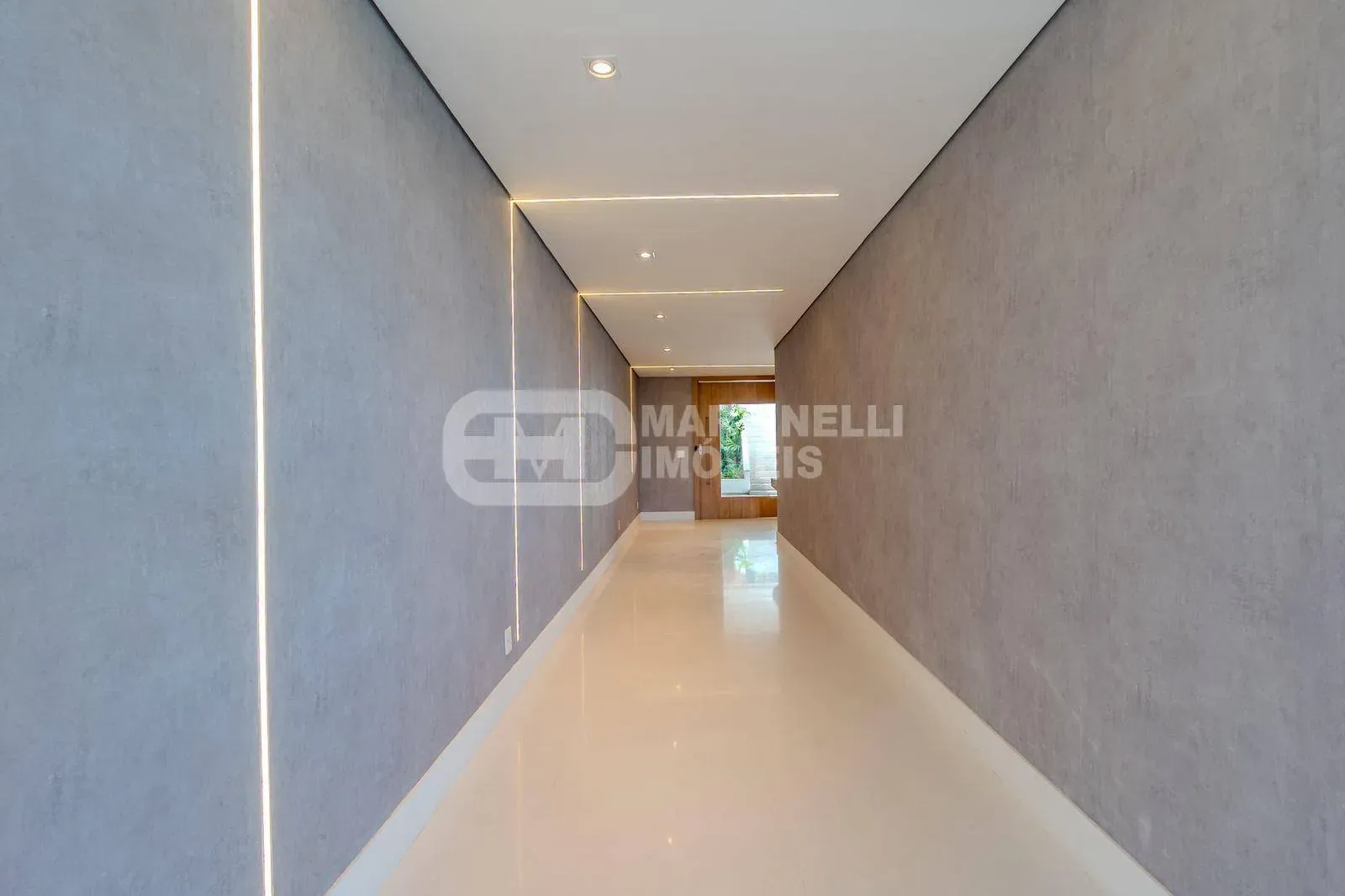 Furnished house with 5 bedrooms and 6 bathrooms — photo 33
