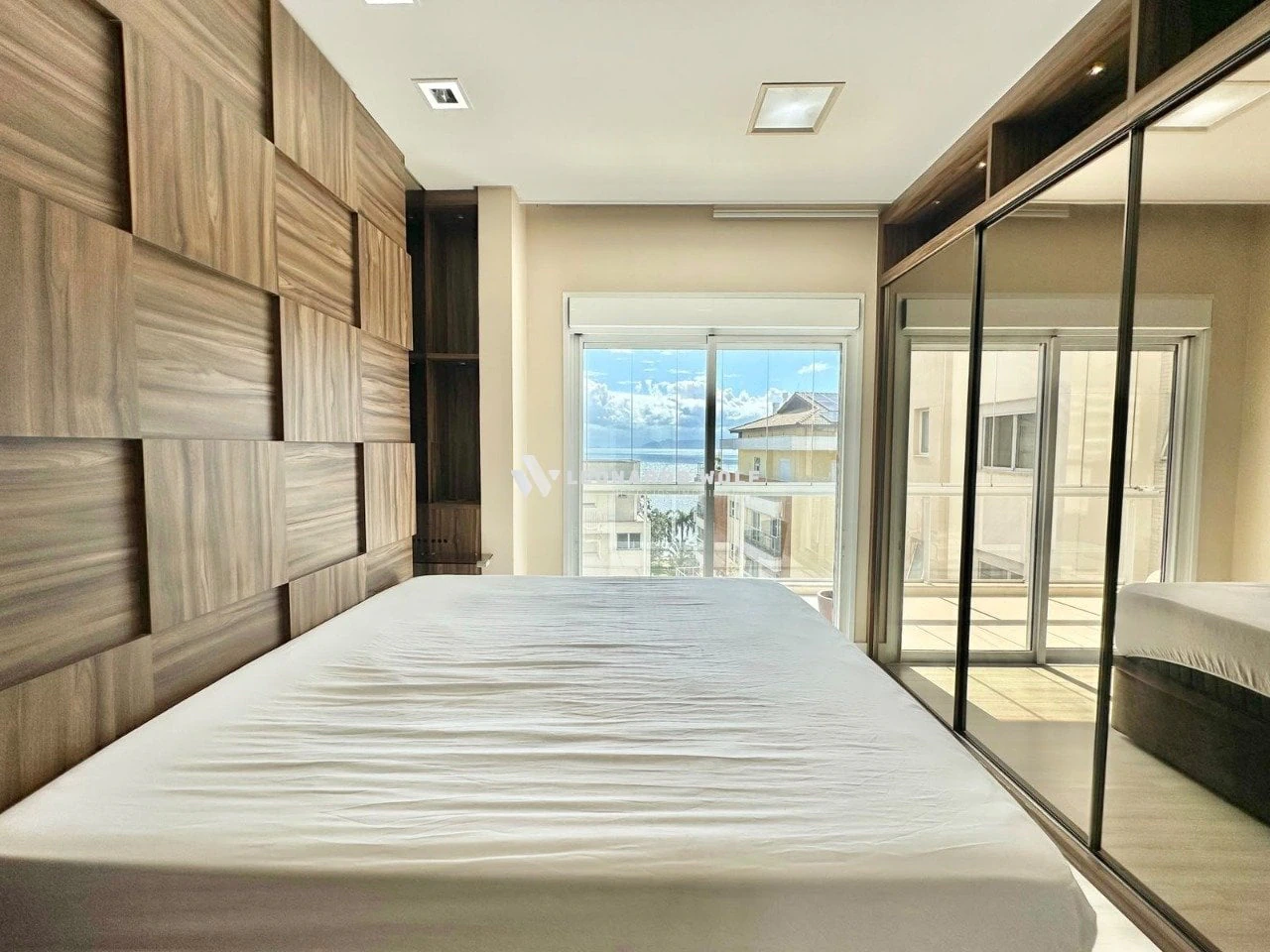 Apartamento amueblado de 3 dormitorios con 199 m² y 3 plazas — photo 3
