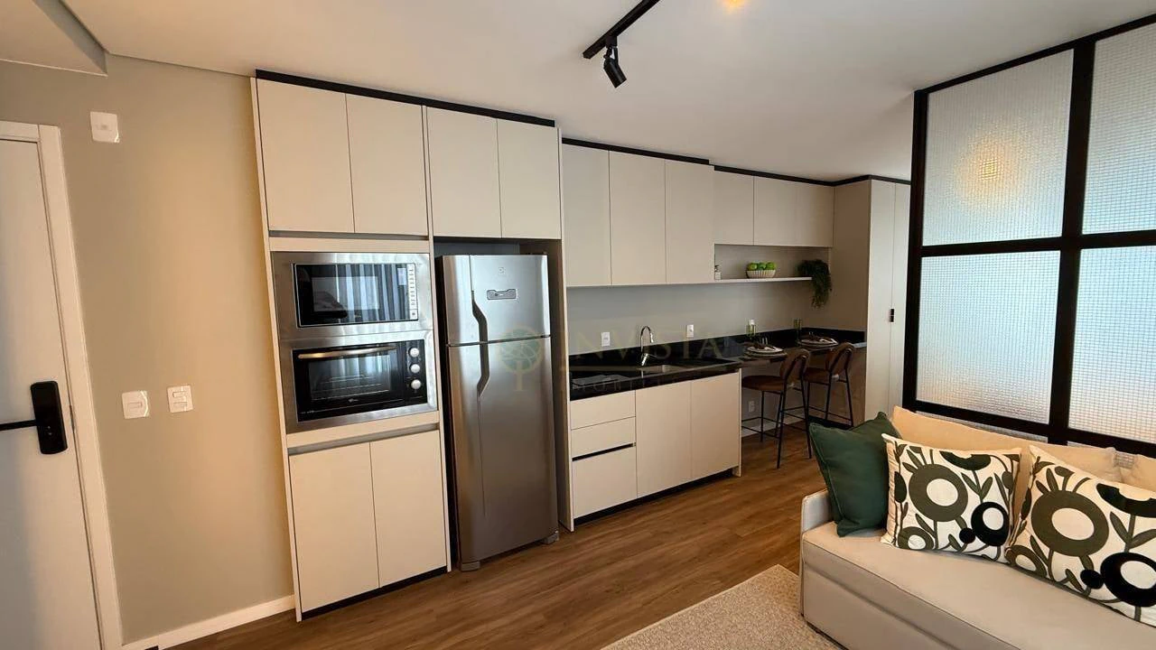 Furnished apartment with open-plan kitchen, 36 m² — photo 3