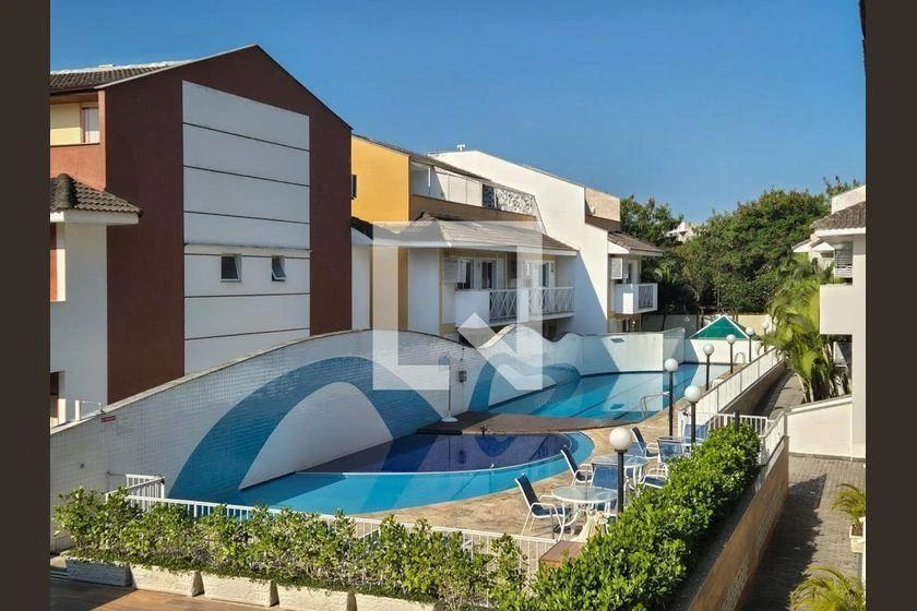 Casa en alquiler con 4 dormitorios y balcón — photo 8