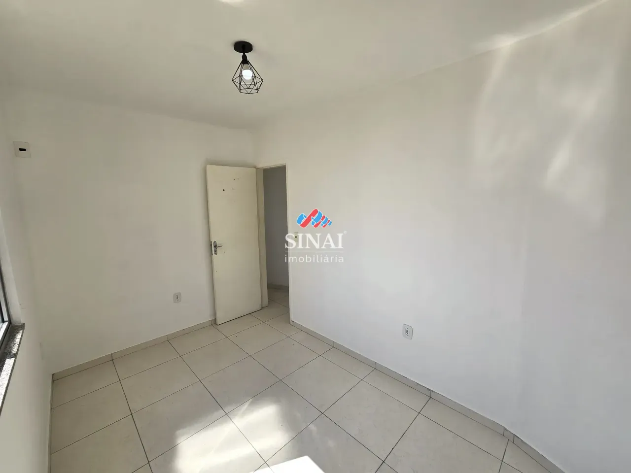 Apartamento com 2 quartos e cozinha com fogão a gás — photo 11