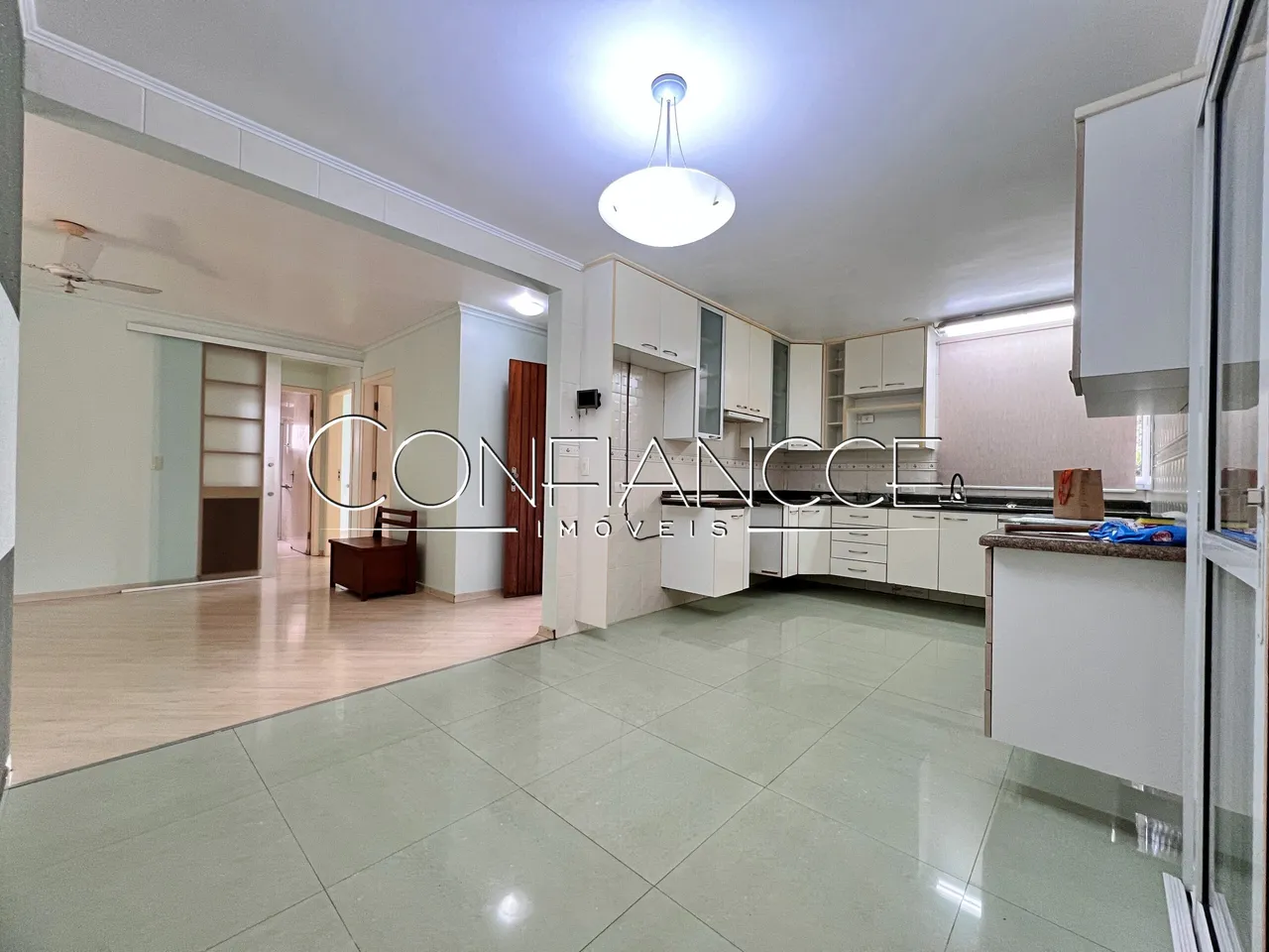 2-bedroom house with 2 bathrooms and 1 parking space