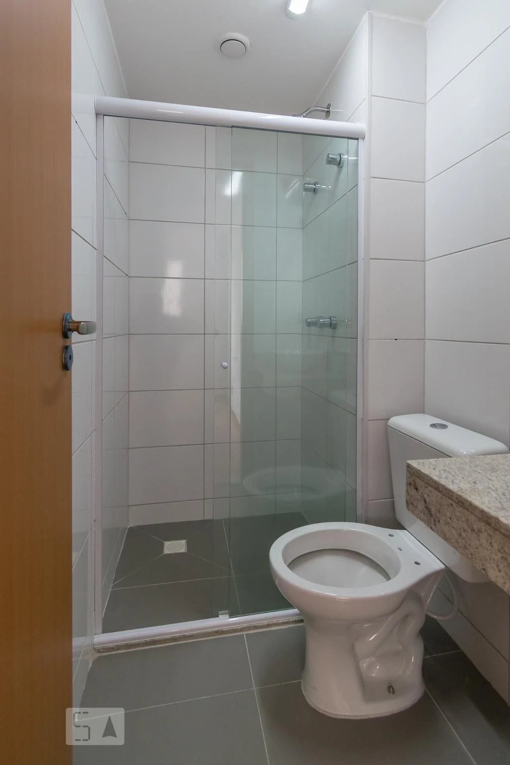 2-bedroom apartment in a building with a pool — photo 13