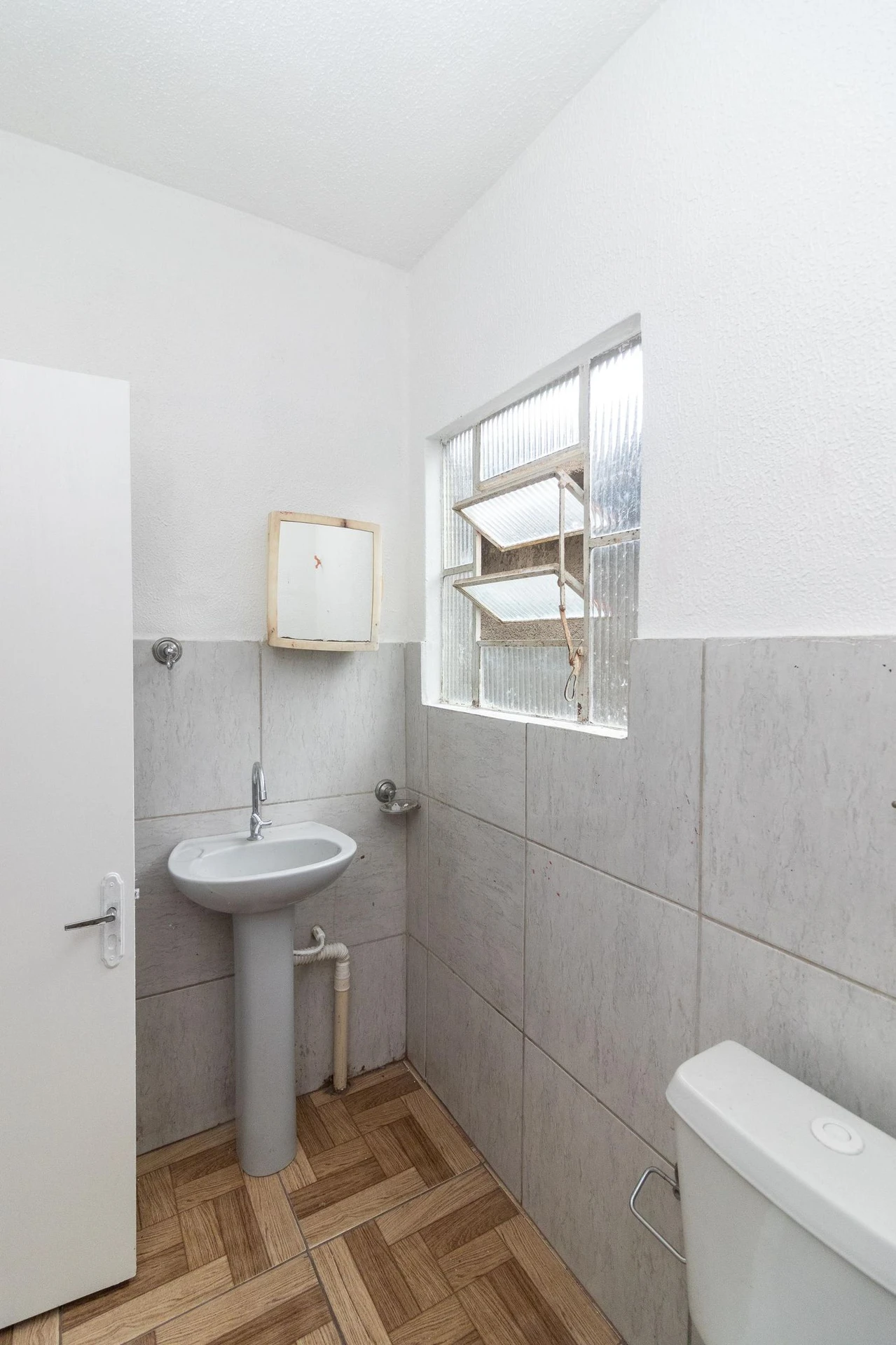House with 2 bedrooms, 1 bathroom and 1 parking spot — photo 27