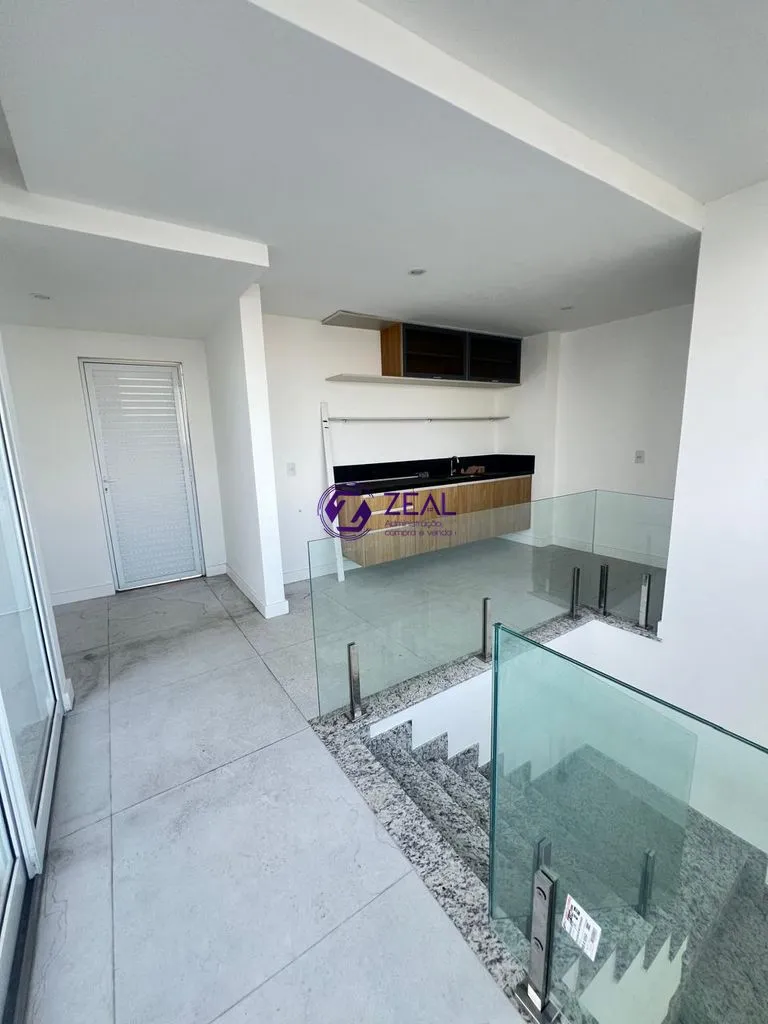 Apartment with 3 bedrooms and 5 bathrooms plus 3 parking spots — photo 33