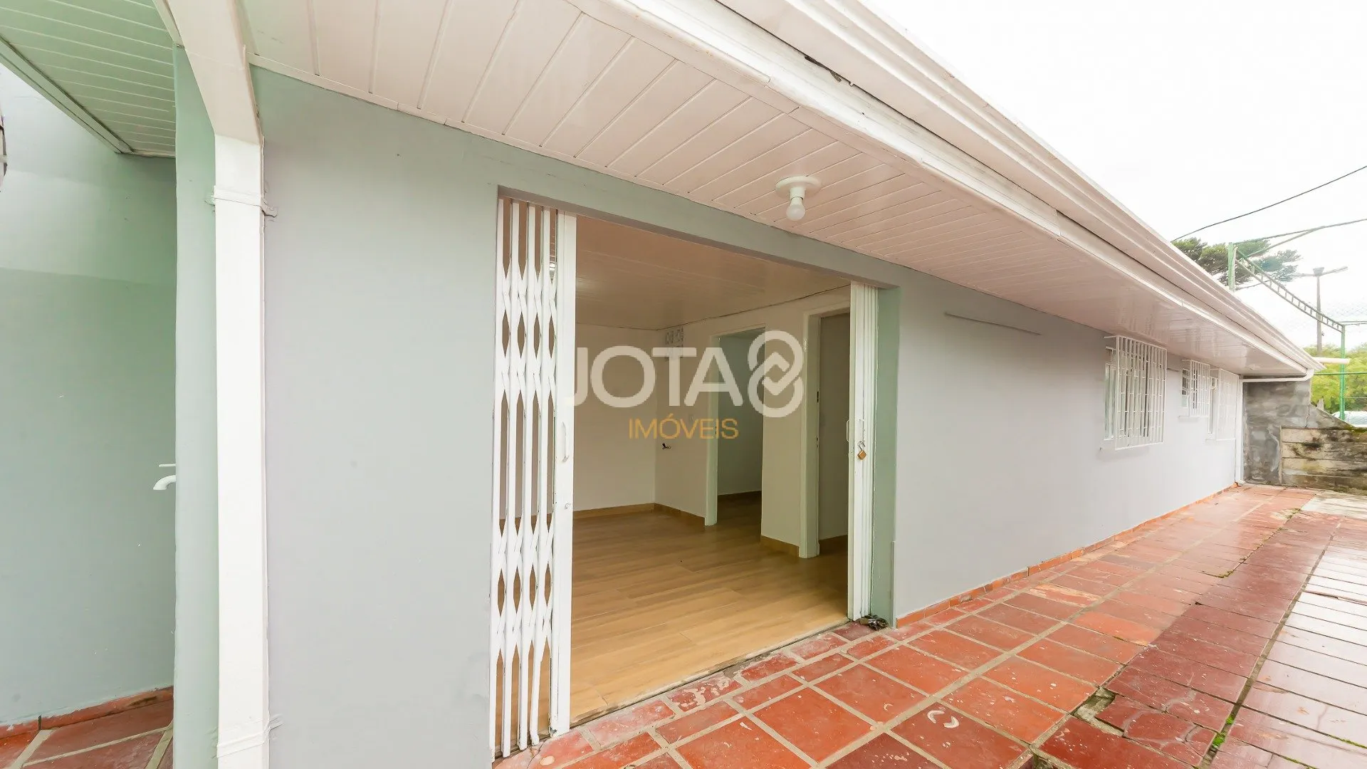 House, 160 m², with a grill on the balcony — photo 11
