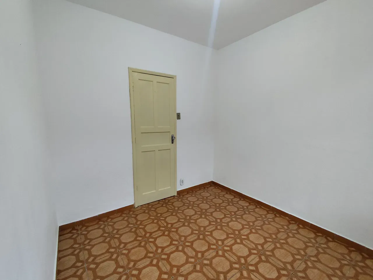 House with 3 bedrooms and 3 bathrooms, 1 parking spot — photo 10