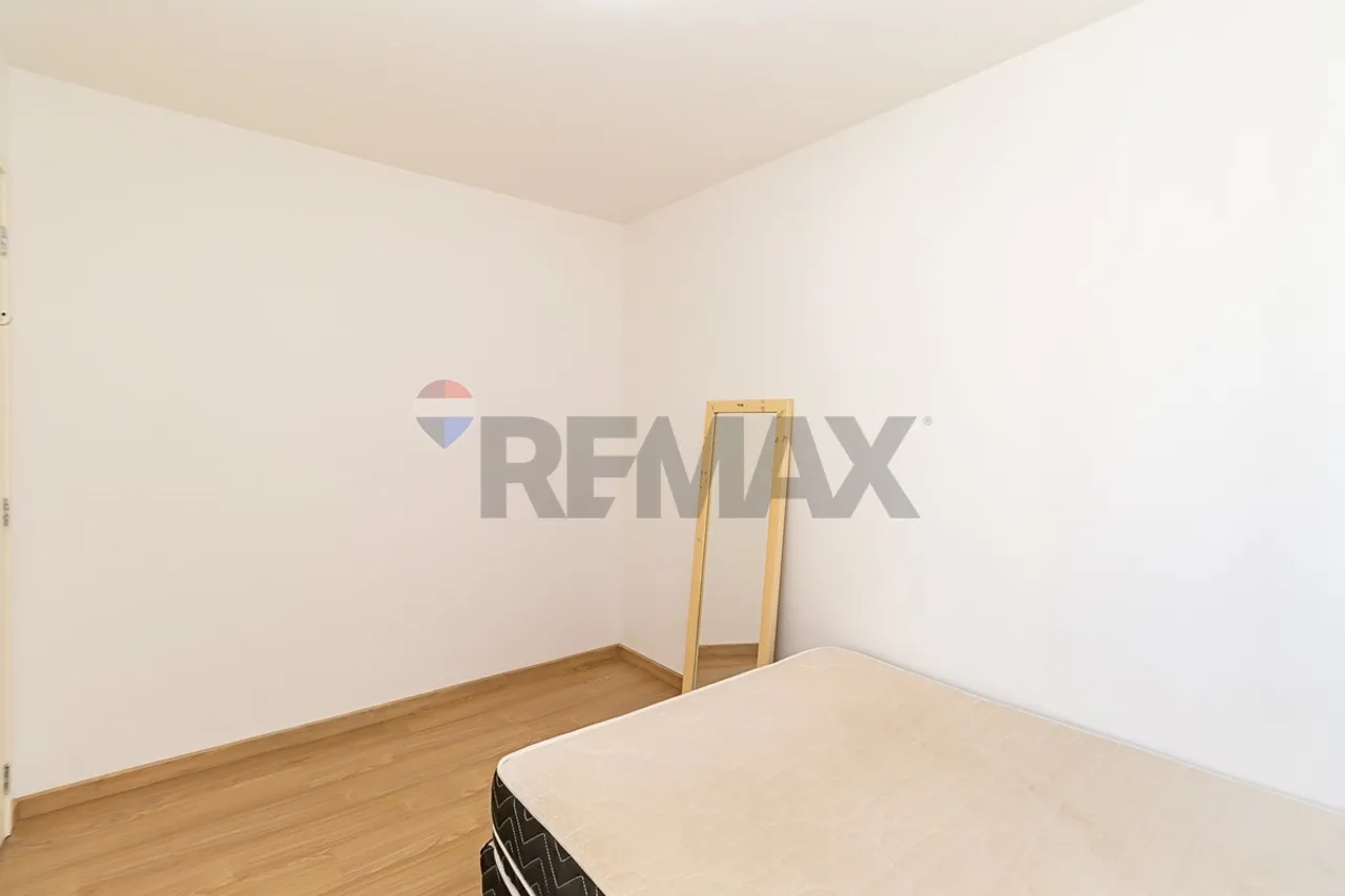 Furnished apartment, 63 m², with wood or laminate floors — photo 8