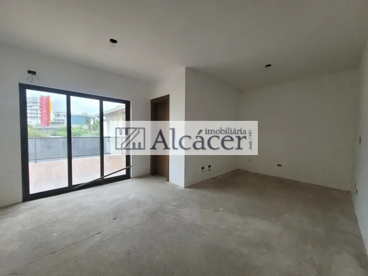 4-suite house 510 m² with laundry area and private garden — photo 13