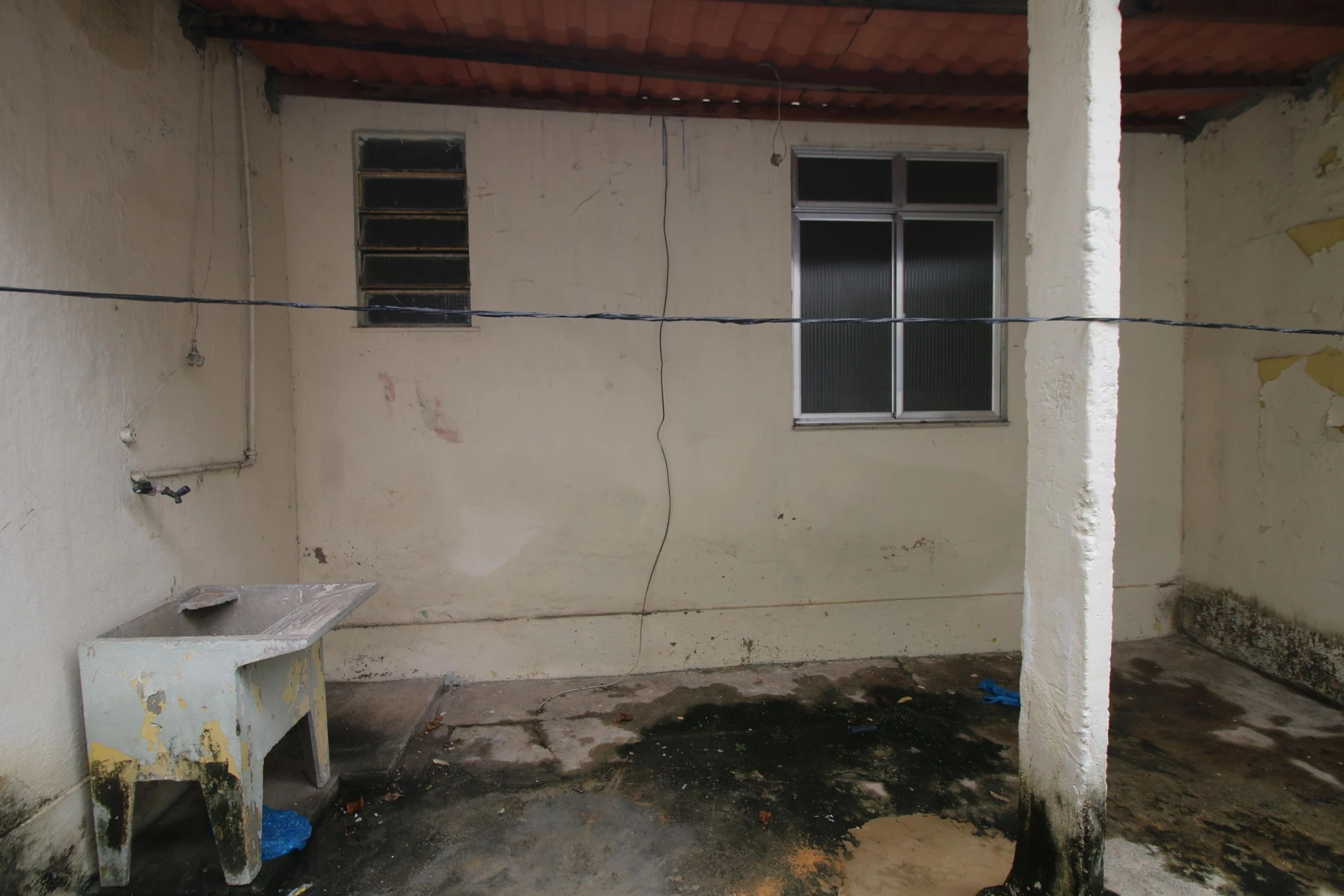 One-bedroom house with a garden — photo 29