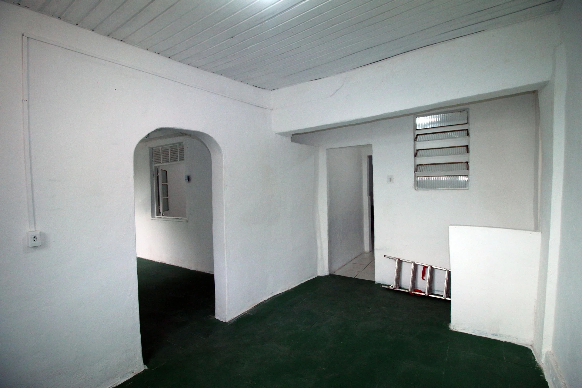 Rental house with 3 bedrooms, balcony and private yard — photo 29