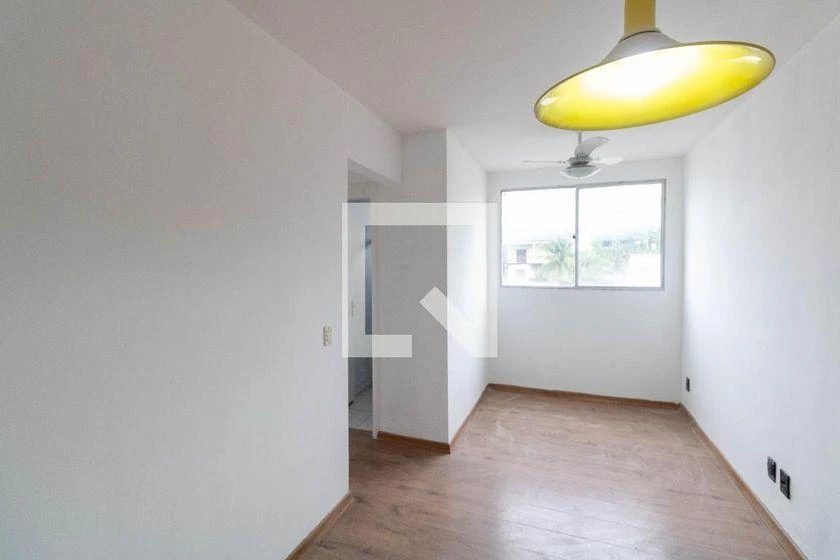 Apartamento de 2 quartos em condomínio com piscina — photo 27