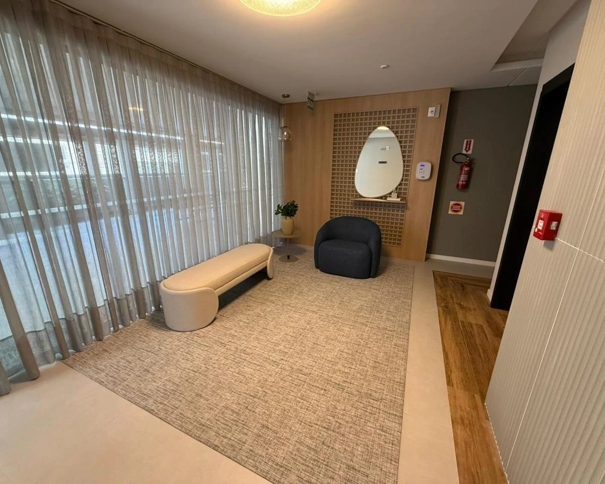 One-bedroom apartment with a grill on the balcony — photo 29