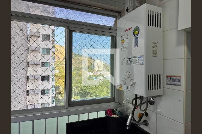 Rental apartment with 3 bedrooms, balcony 94 m² — photo 36