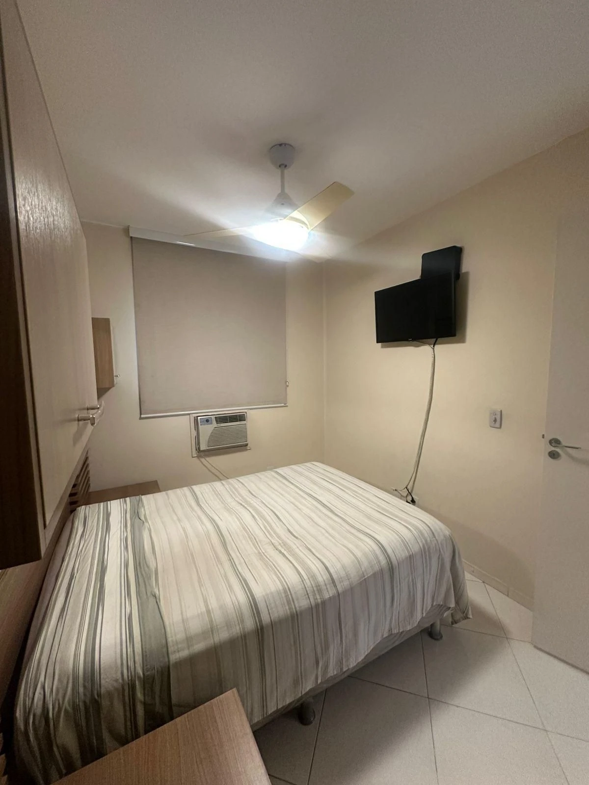 Furnished apartment with 3 bedrooms and 1 bathroom — photo 30