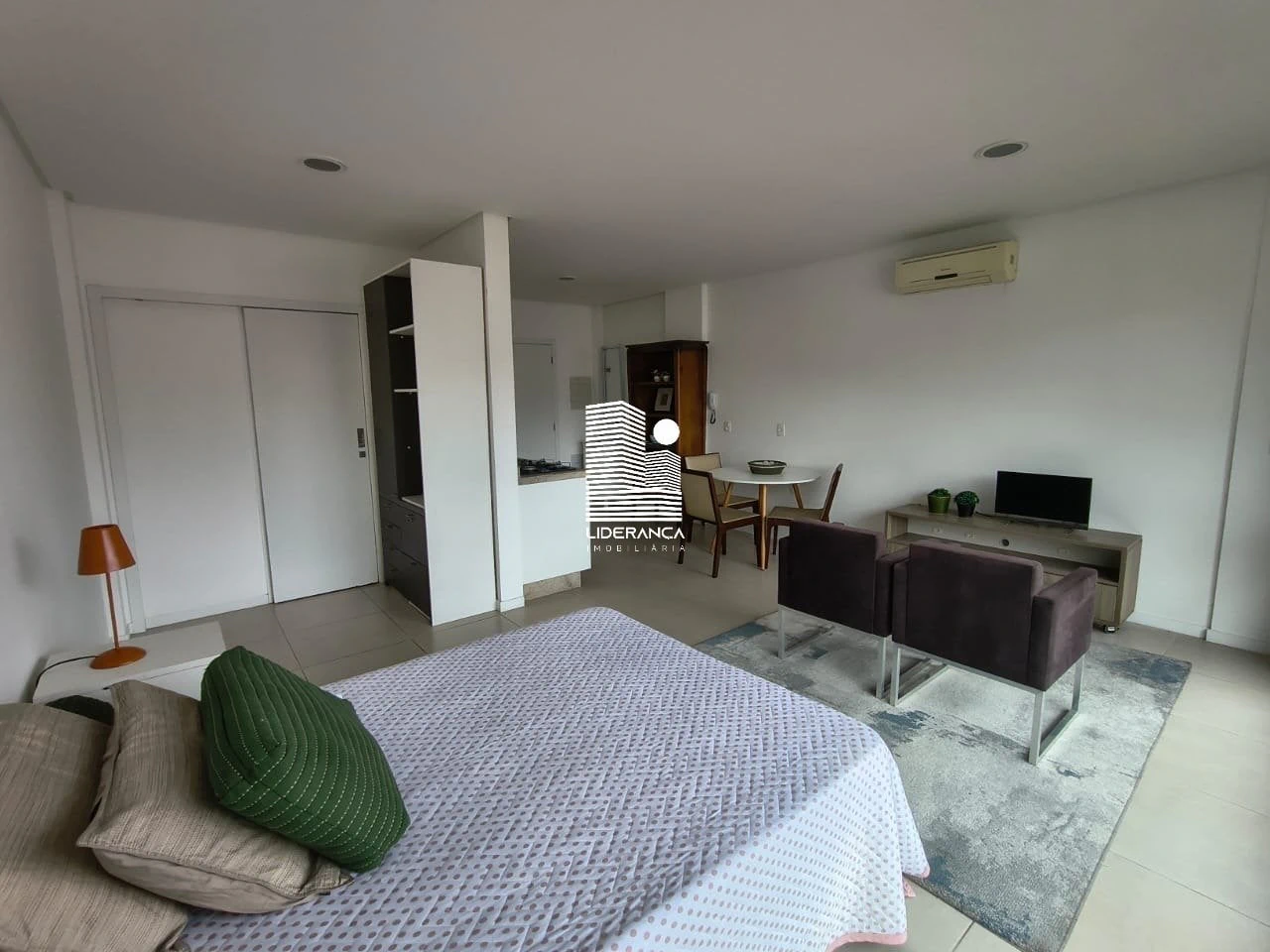 Washing machine in a one-bedroom apartment, 85 m² — photo 3