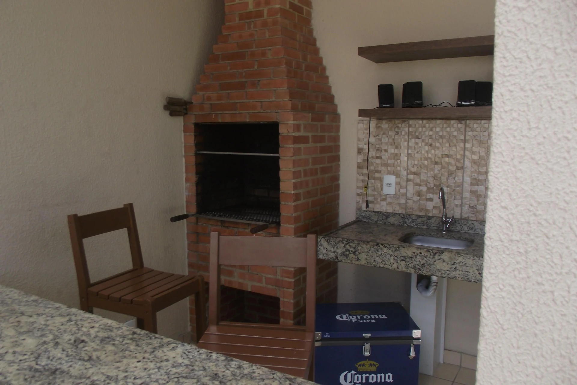 Балкон с грилем и 2 спальни: квартира 47 м² — photo 20