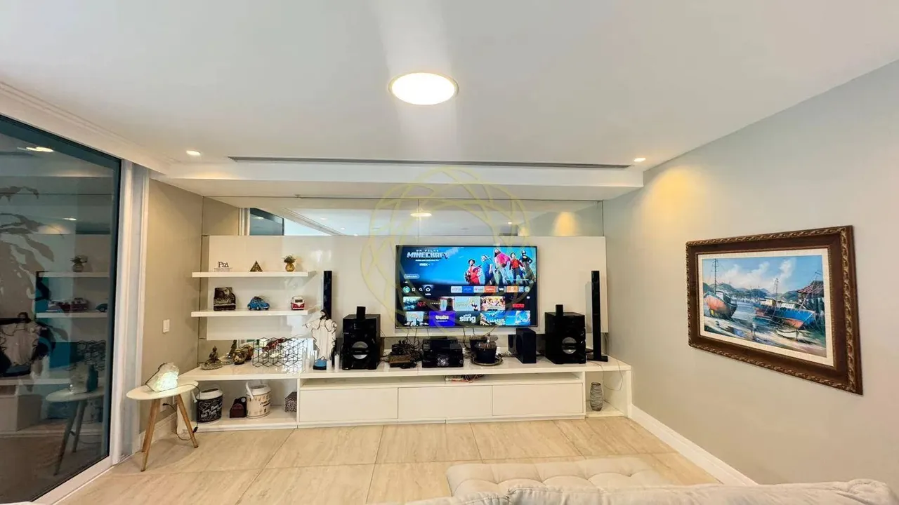 Furnished apartment with 4 bedrooms and 381 m² — photo 9