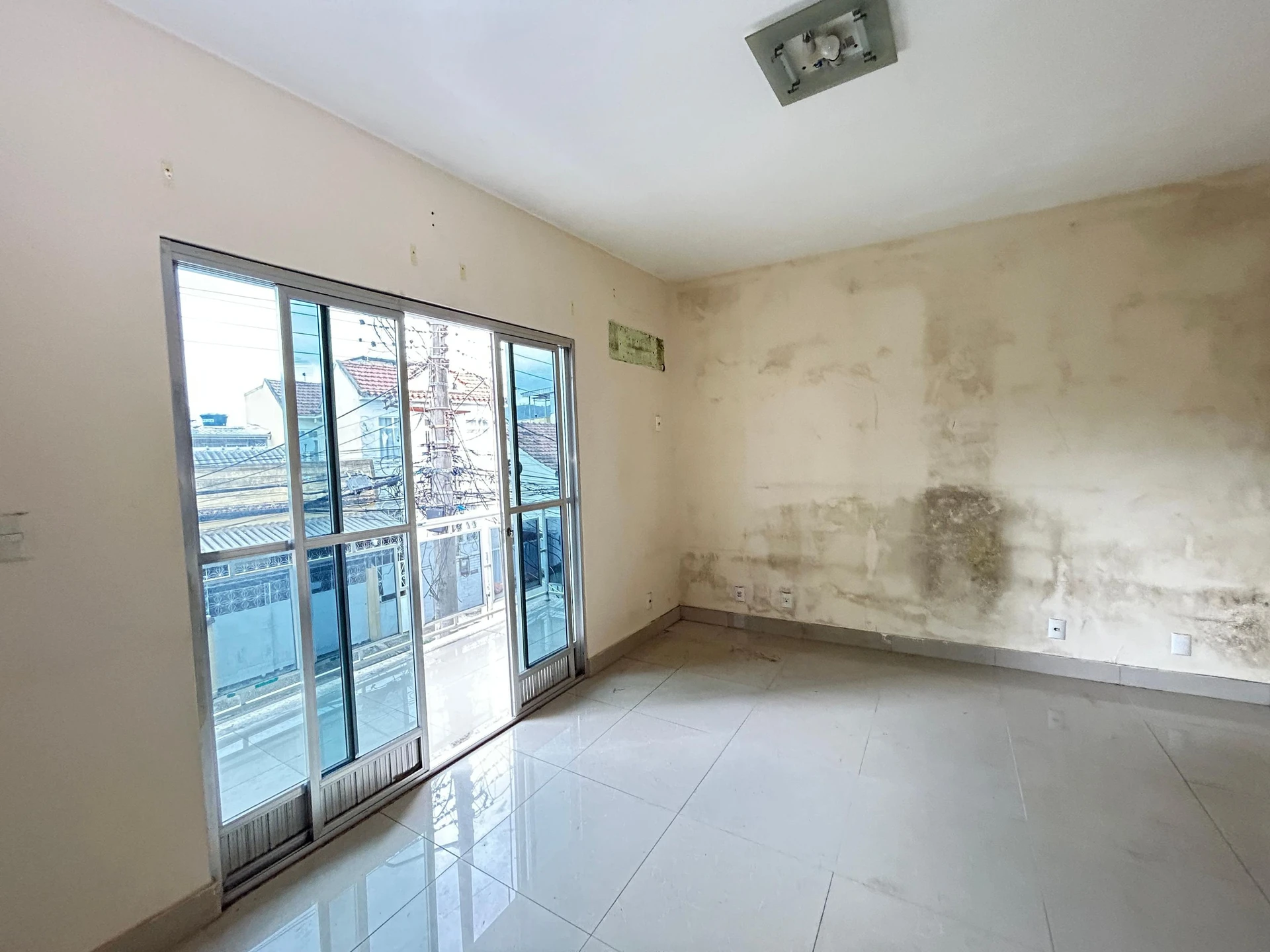 House, 300 m², with a walk-in closet — photo 67