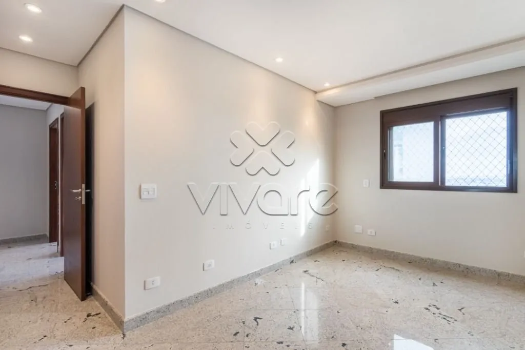 249 m² apartment with 3 bedrooms and a balcony BBQ — photo 17