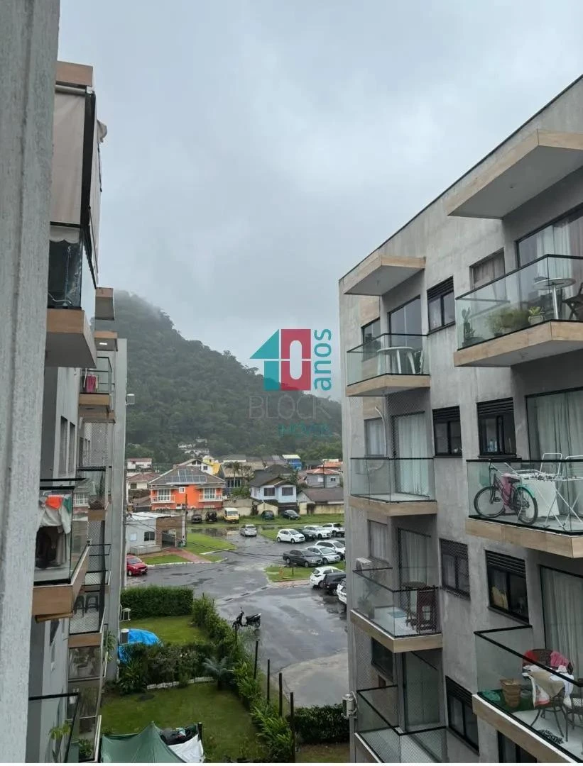 Mountain view in a 2-bedroom apartment, 54 m² — photo 19