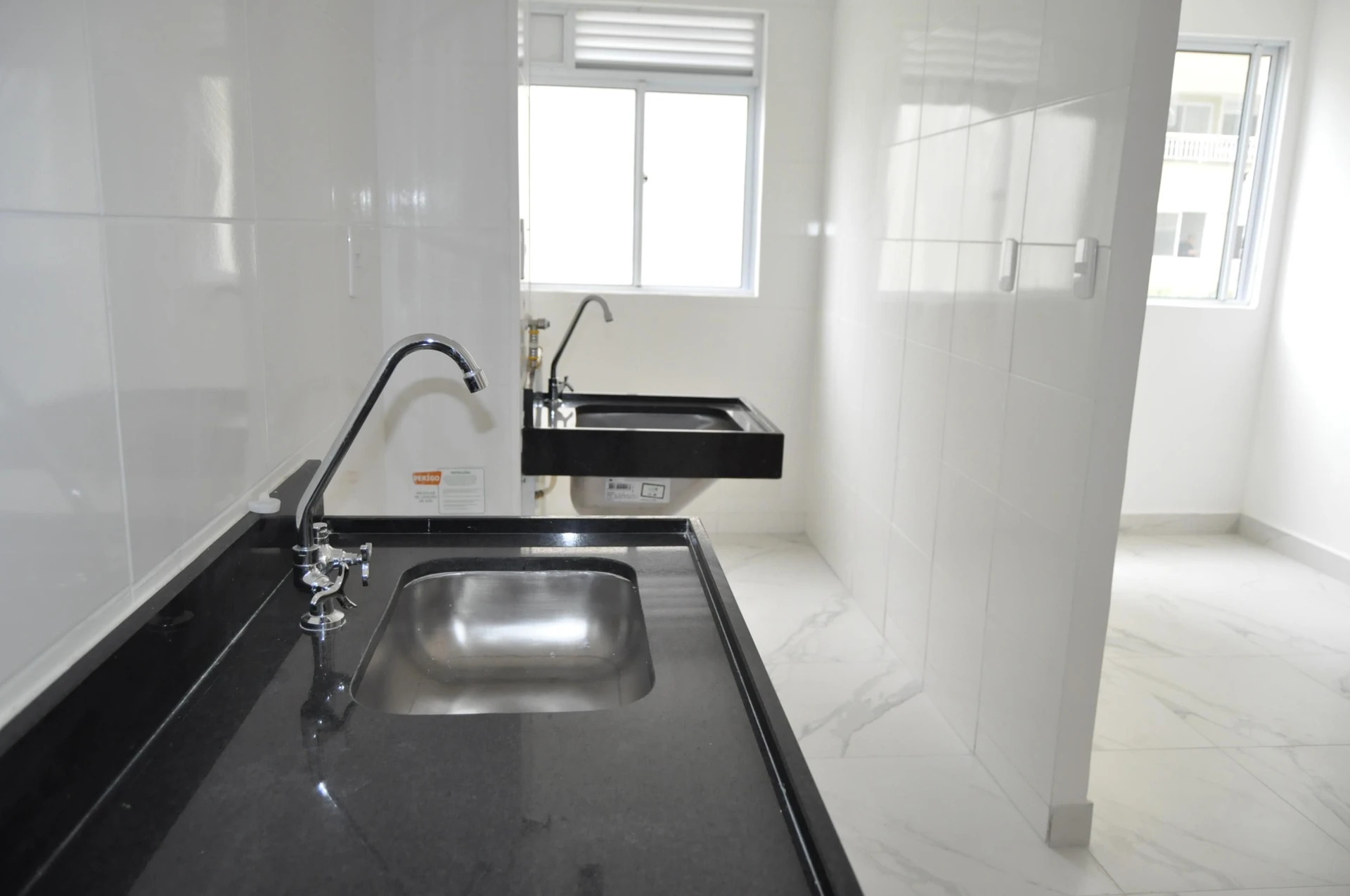 2-bedroom apartment in a building with a pool — photo 19