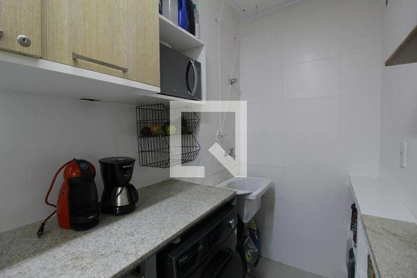 2-bedroom apartment in a building with a gym — photo 25