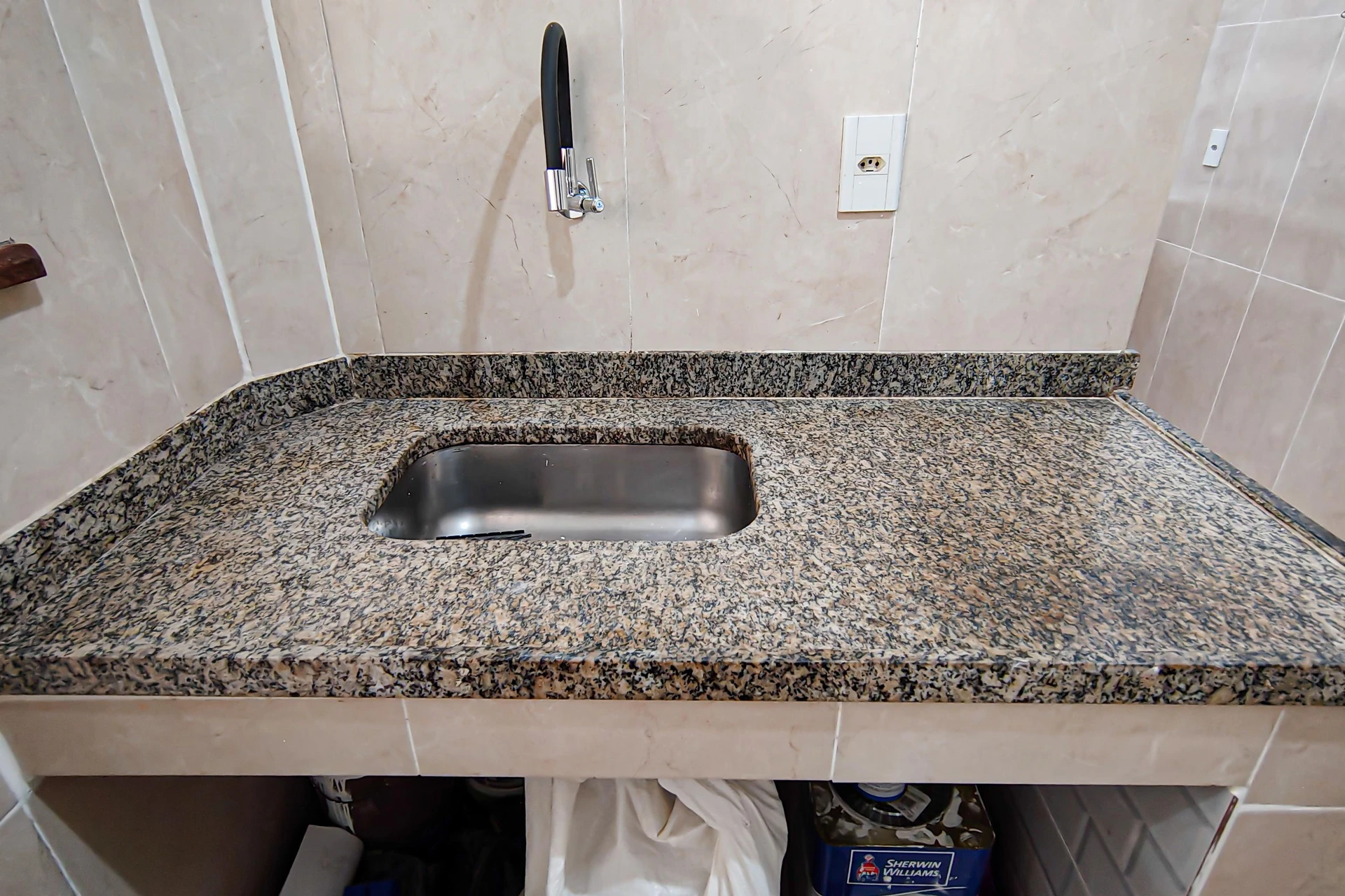 Деревянный пол или ламинат и 2 спальни: квартира 70 м² — photo 12