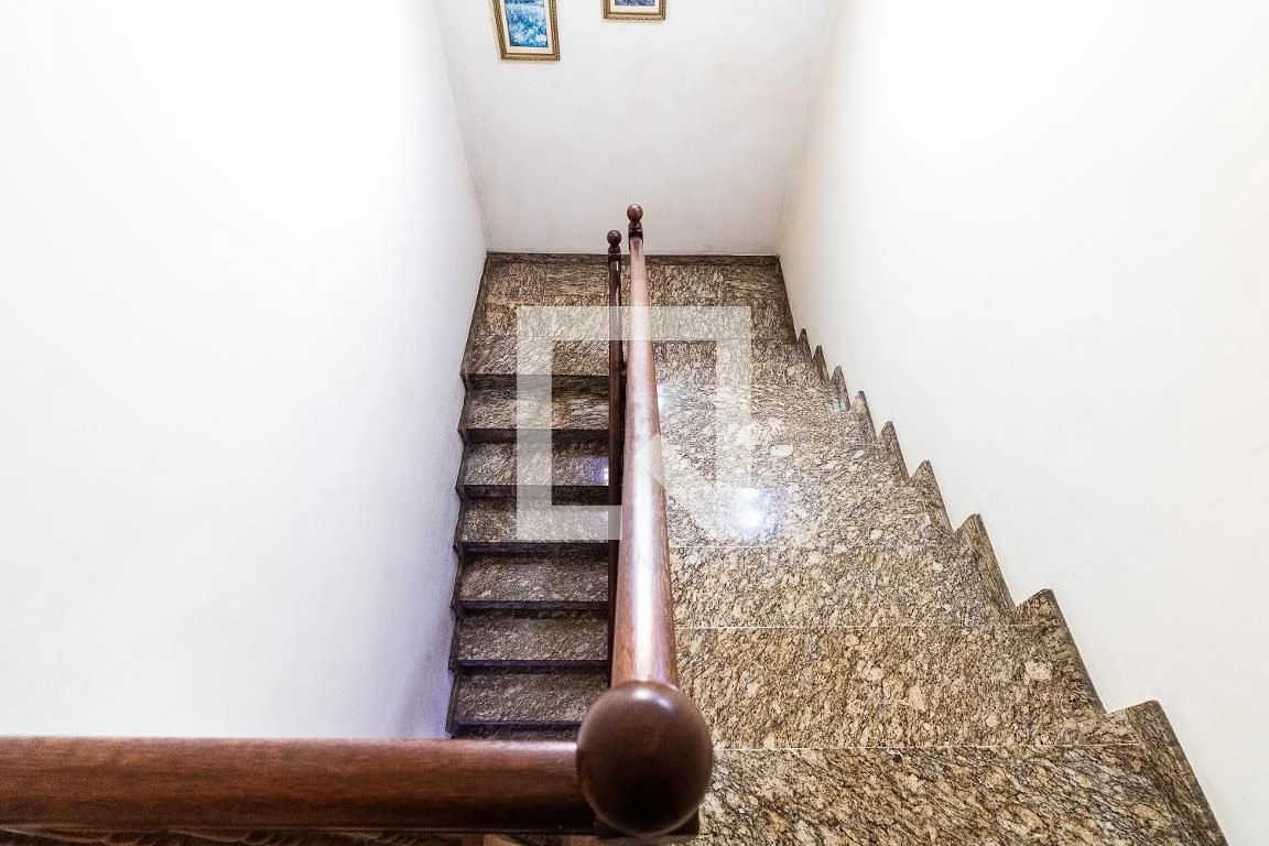 Casa de 2 andares com 238 m², 3 quartos e jardim — photo 45