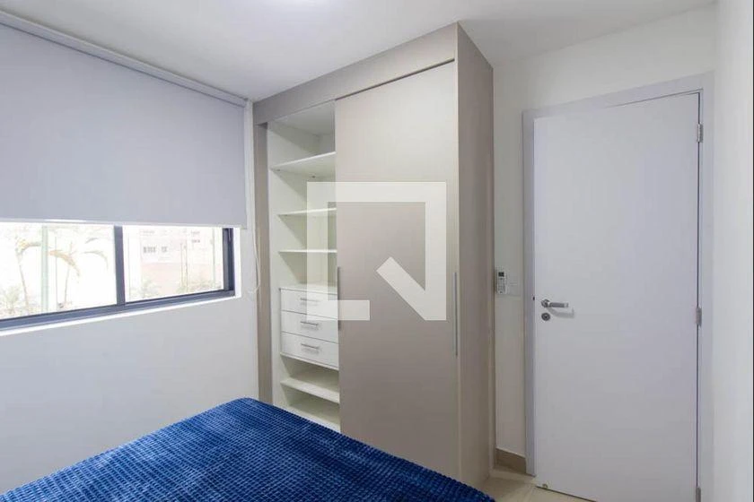 Furnished 1-bedroom apartment with an electric mini-kitchen — photo 19