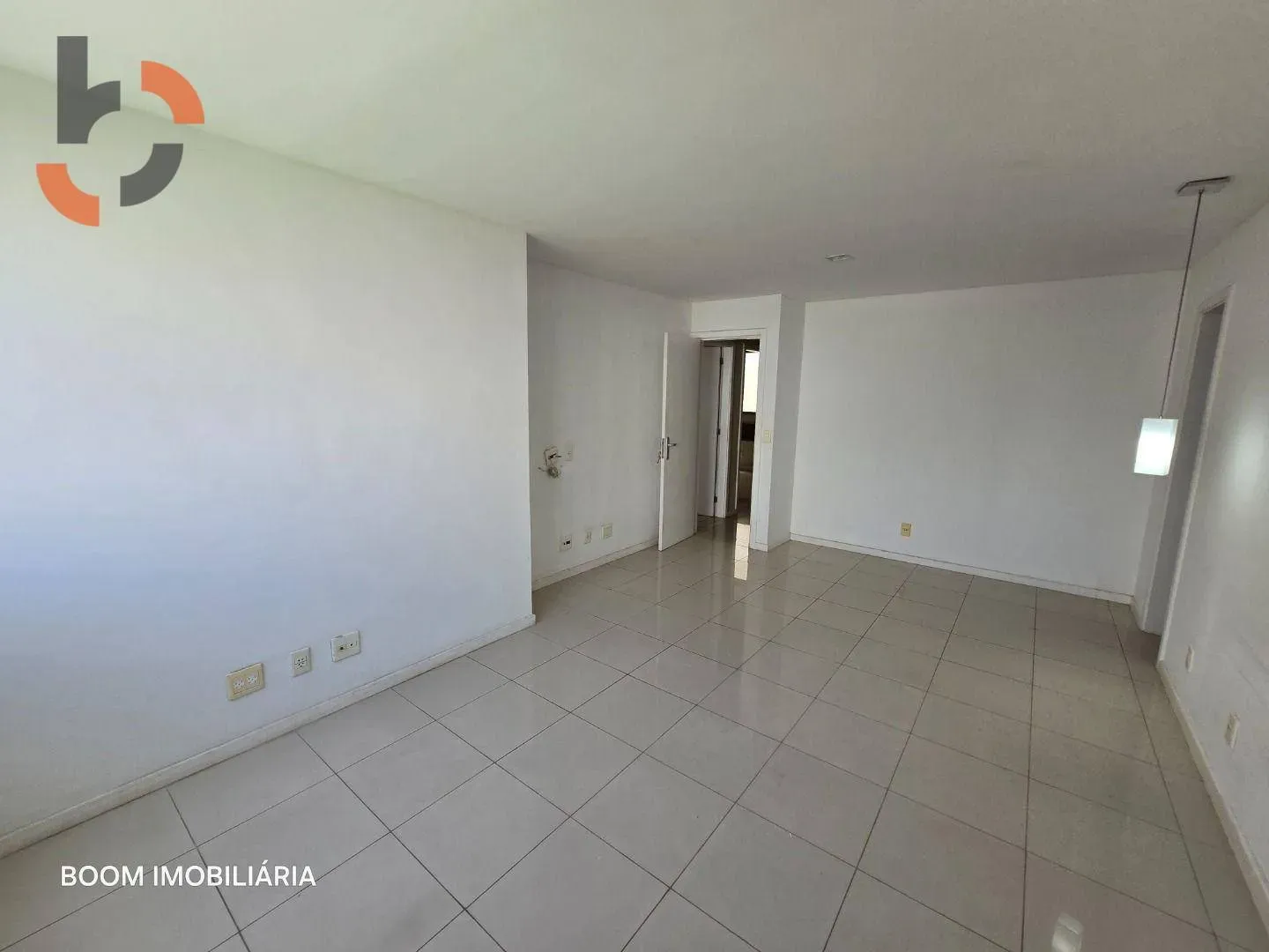 3-bedroom apartment with a closed gas kitchen — photo 31