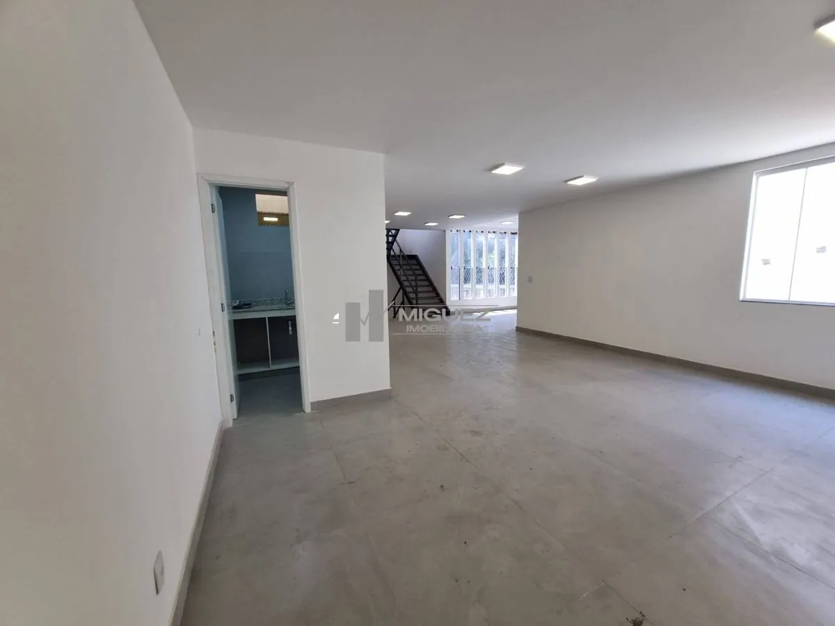 Unfurnished rental house with 1 bedroom and 6 baths 401 m² — photo 47