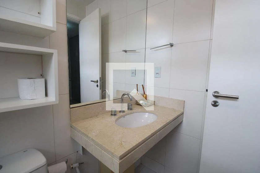 Furnished apartment, 115 m², with a grill on the balcony — photo 40