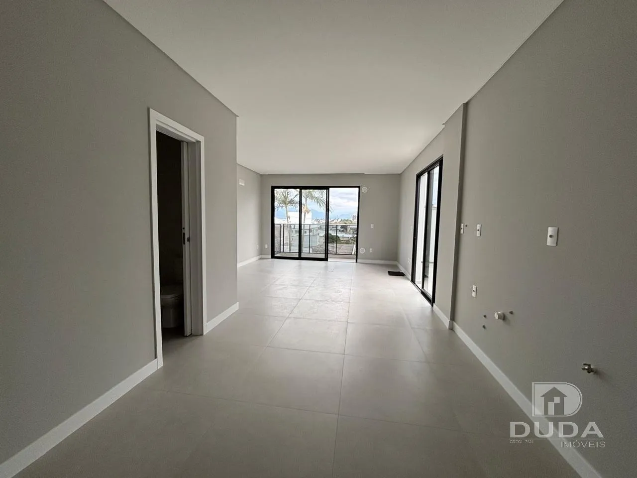 Furnished 1-bedroom apartment with 87 m² — photo 25