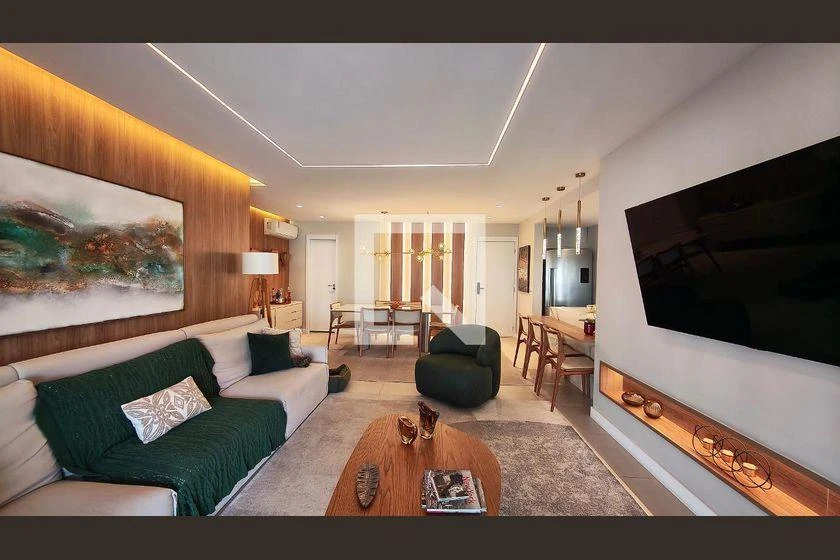 4-bedroom apartment with a glass-enclosed balcony — photo 24