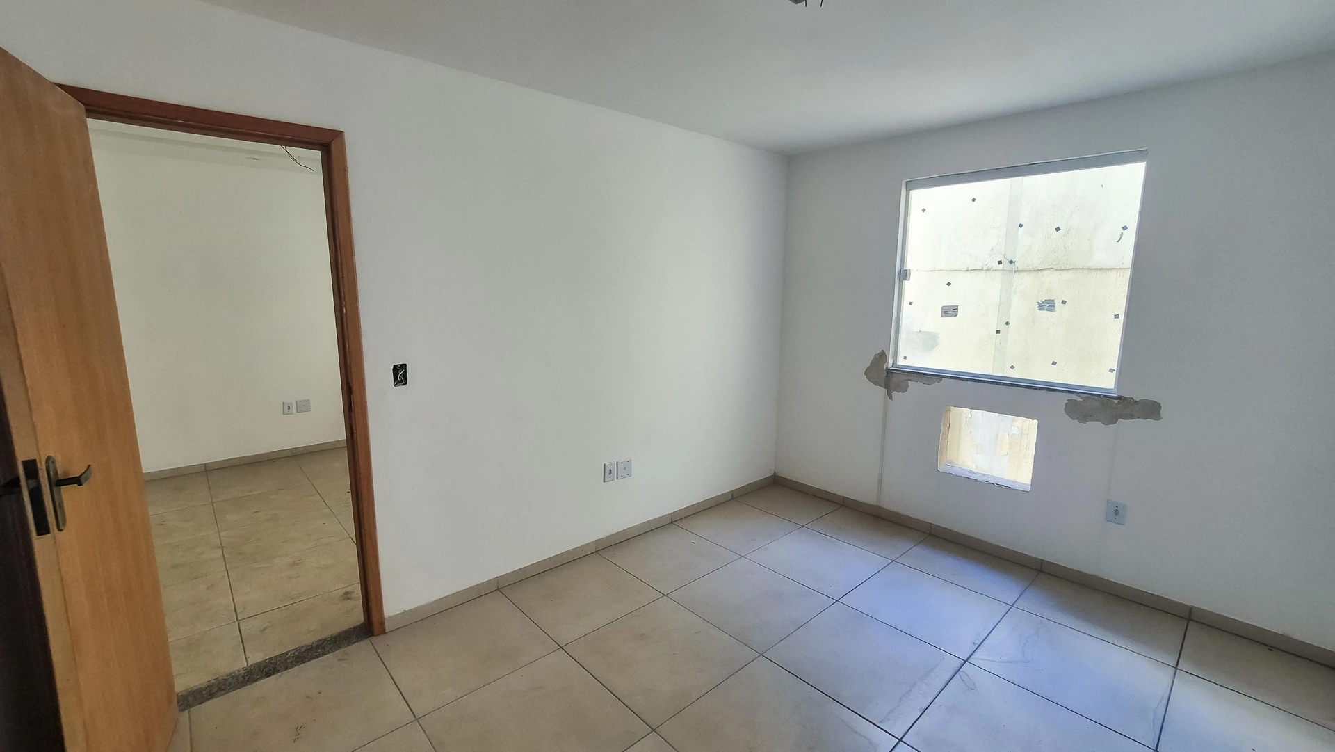 2-bedroom unfurnished apartment with closed kitchen — photo 19