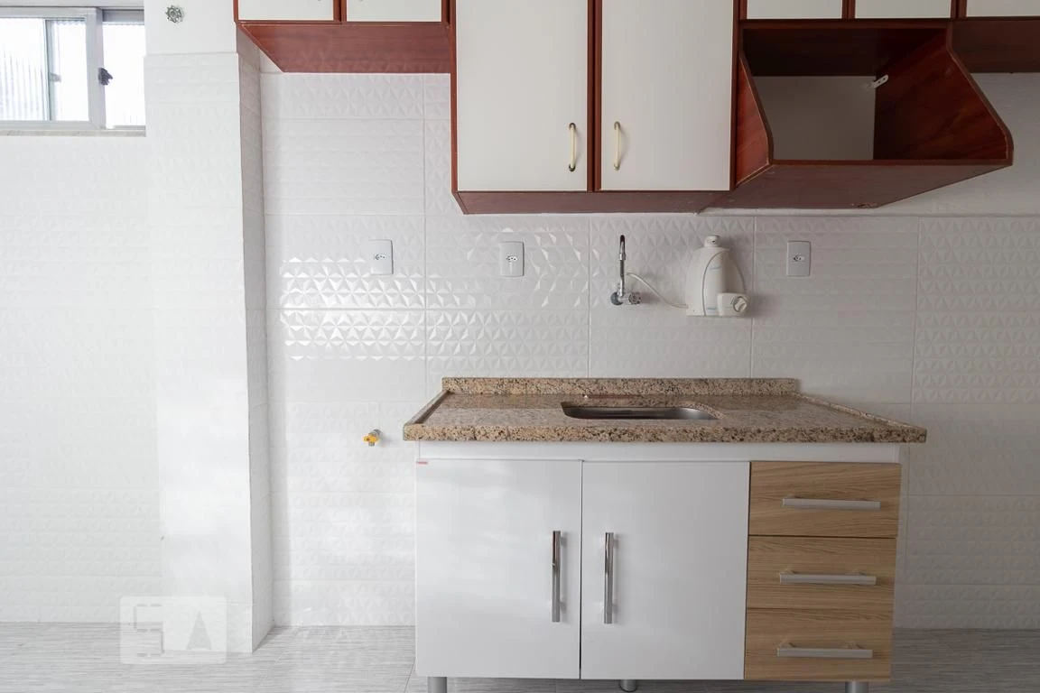 1 quarto e piso de madeira ou laminado: apartamento de 60 m² — photo 4