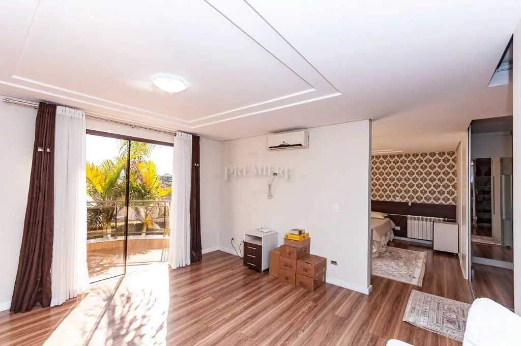 Furnished house with 4 bedrooms across 1167 m² and 8 spots — photo 56