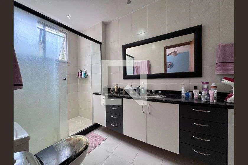 Condo house with 6 en-suite bedrooms and private garden — photo 30