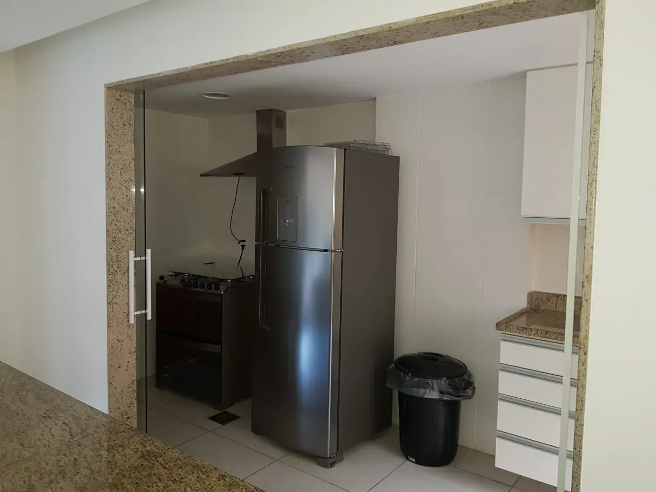 Балкон с грилем и 2 спальни: квартира 91 м² — photo 10