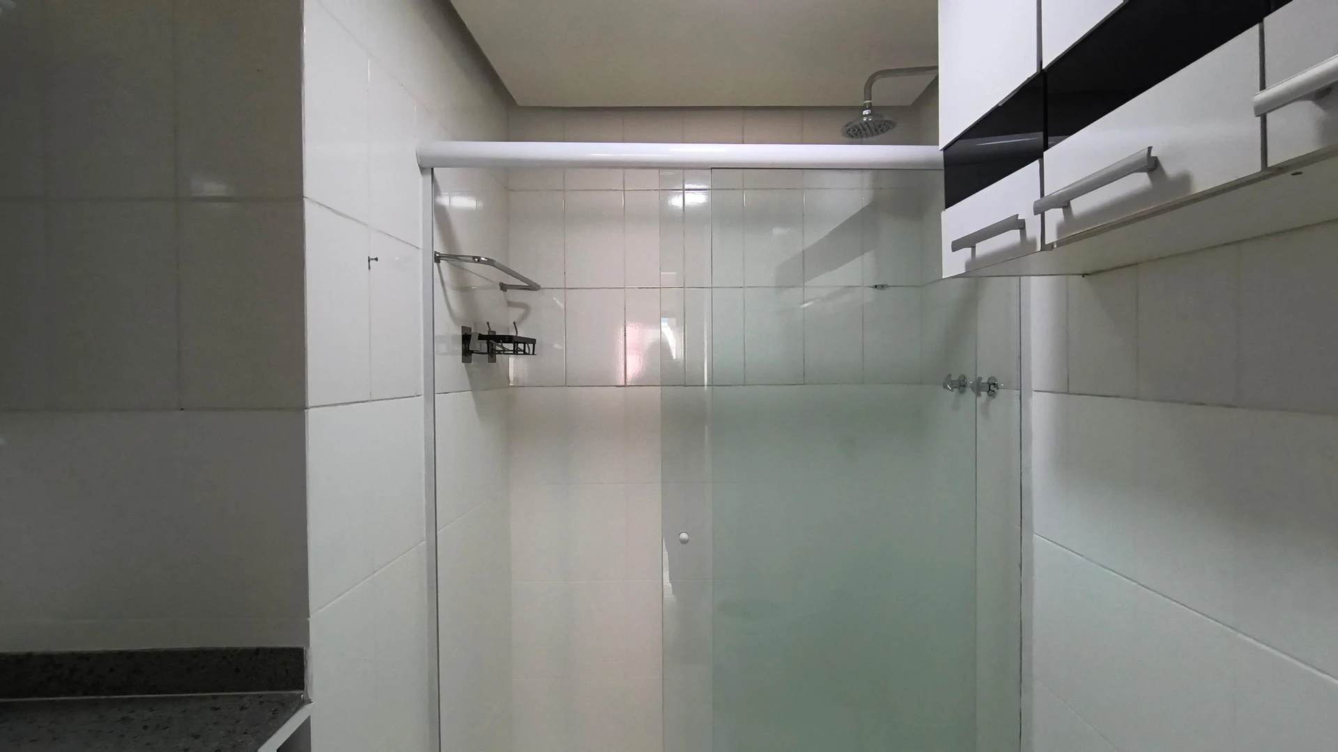 Apartment with 3 en-suite bedrooms and 5 baths, 2 parking — photo 26