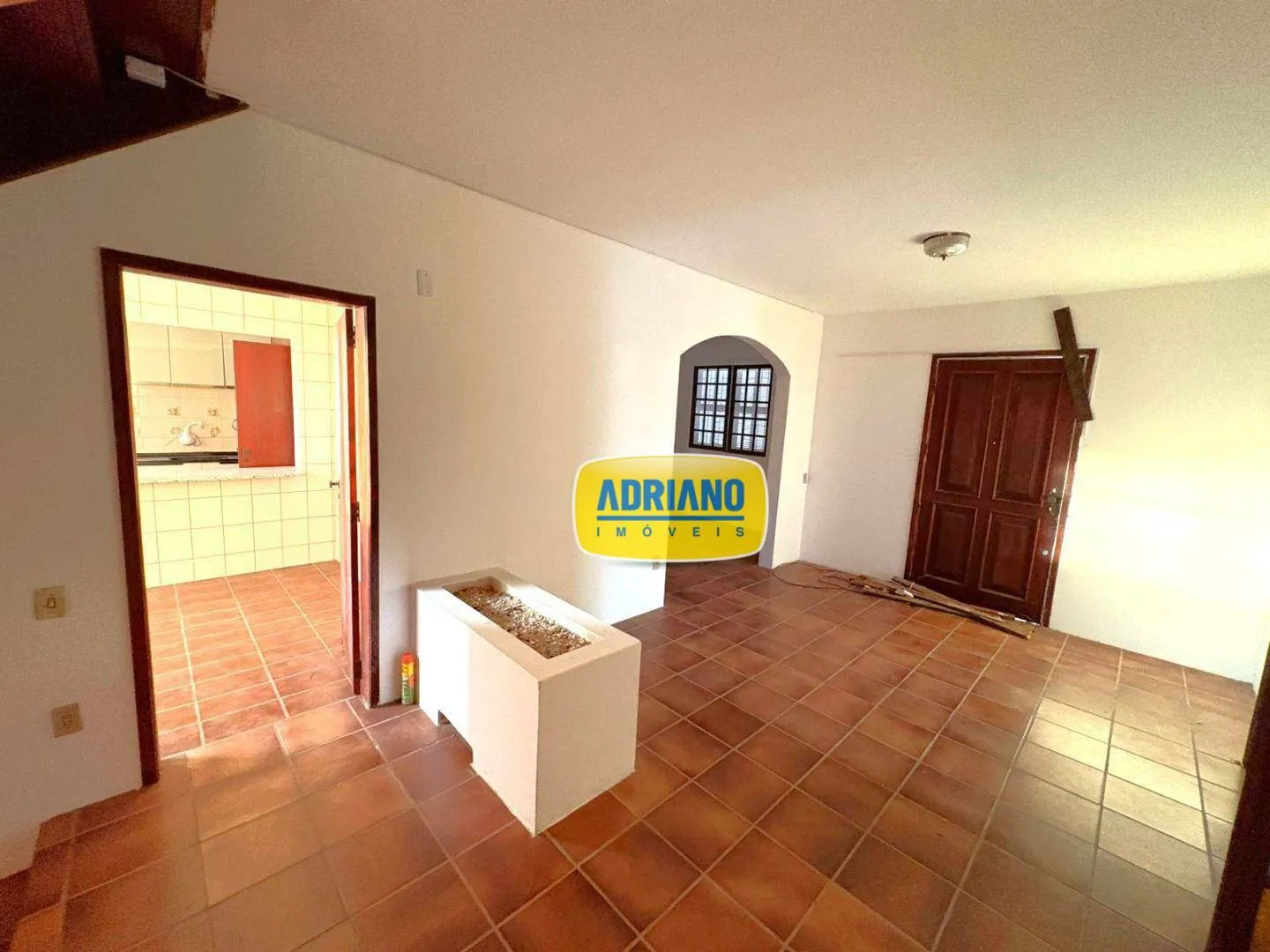 House with 5 bedrooms and 4 parking spaces, 400 m² — photo 8