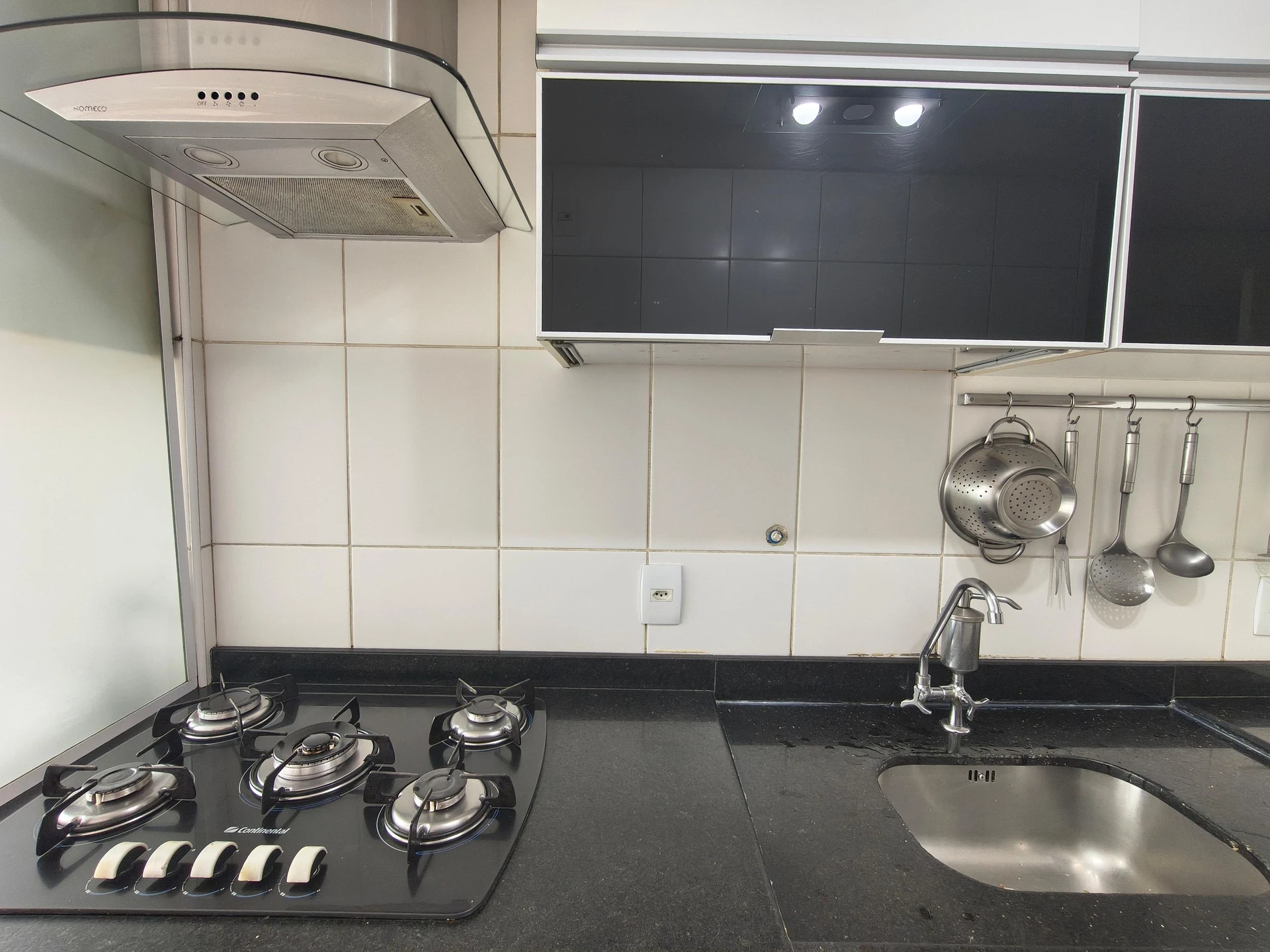 Unfurnished 3-bedroom apartment with balcony and 2 parking — photo 9