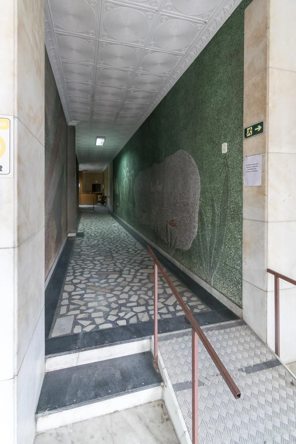 Орендна квартира з 4 спальнями та без паркування — photo 3