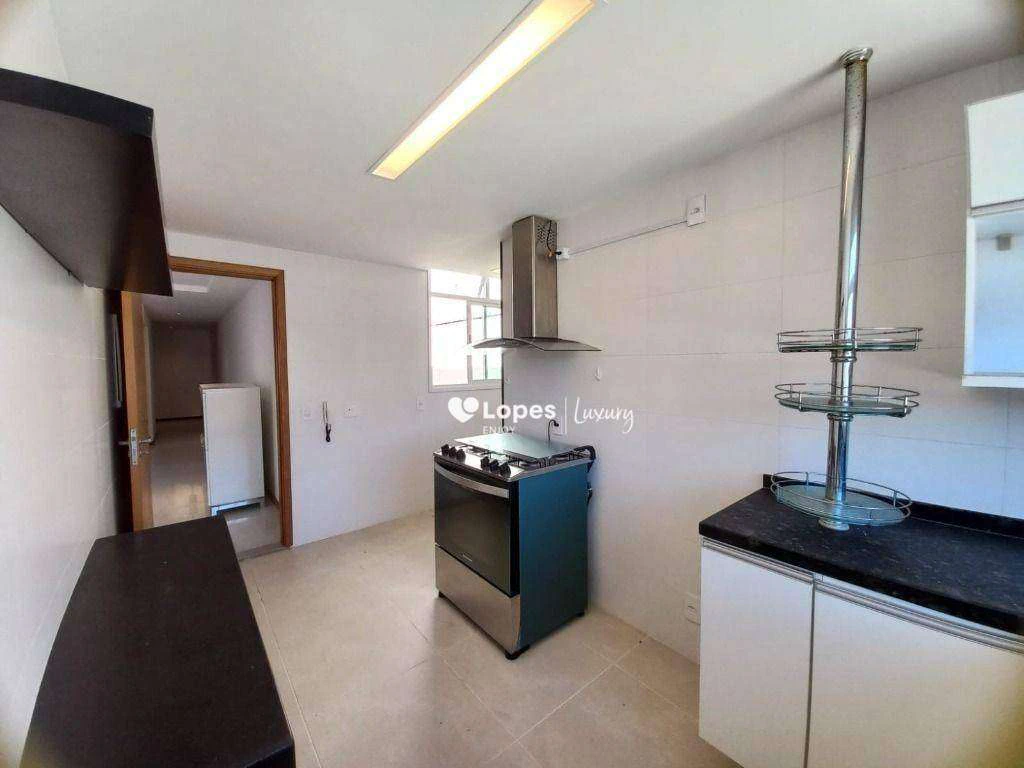 Cobertura duplex com 3 suítes e 325 m² — photo 30