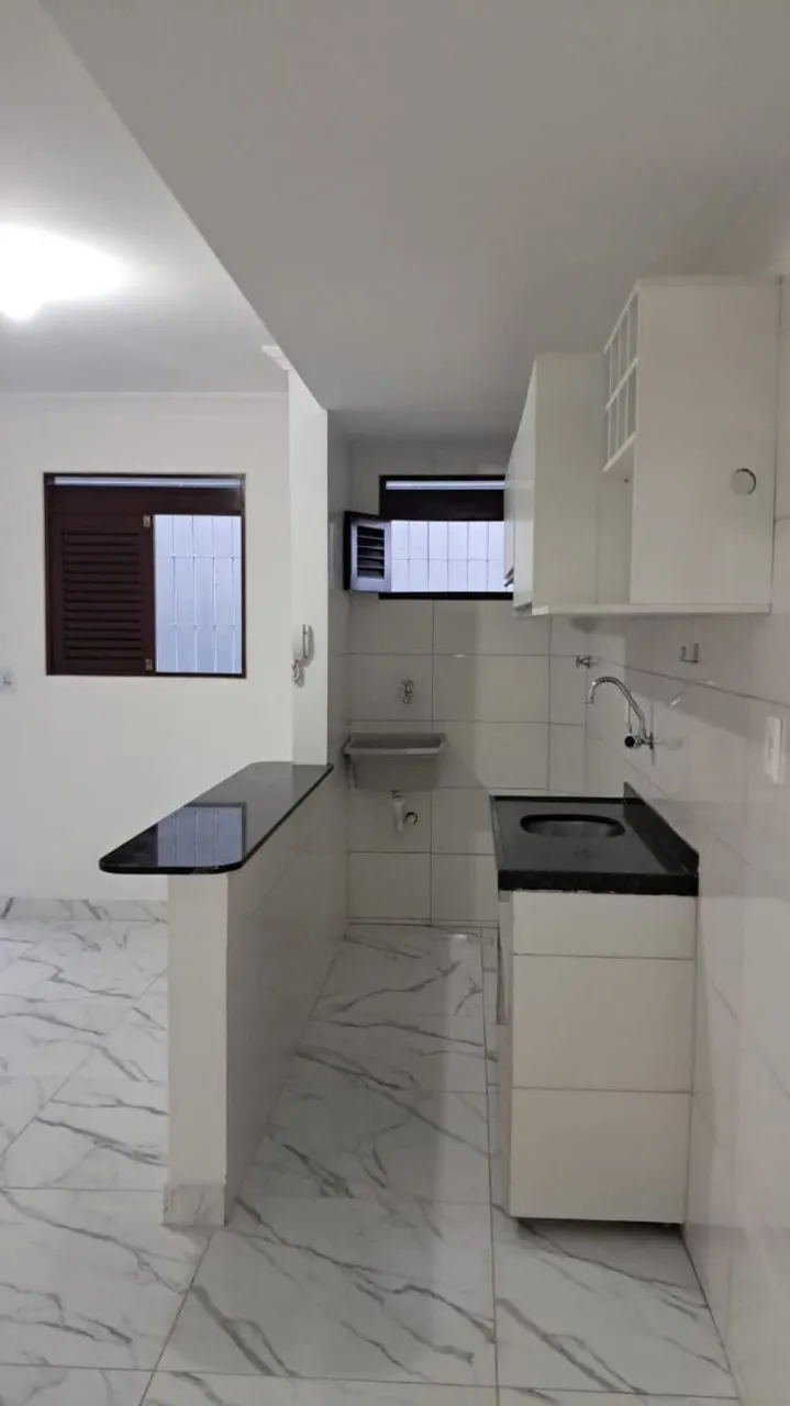 1-bedroom, 1-bath apartment with no parking — photo 8