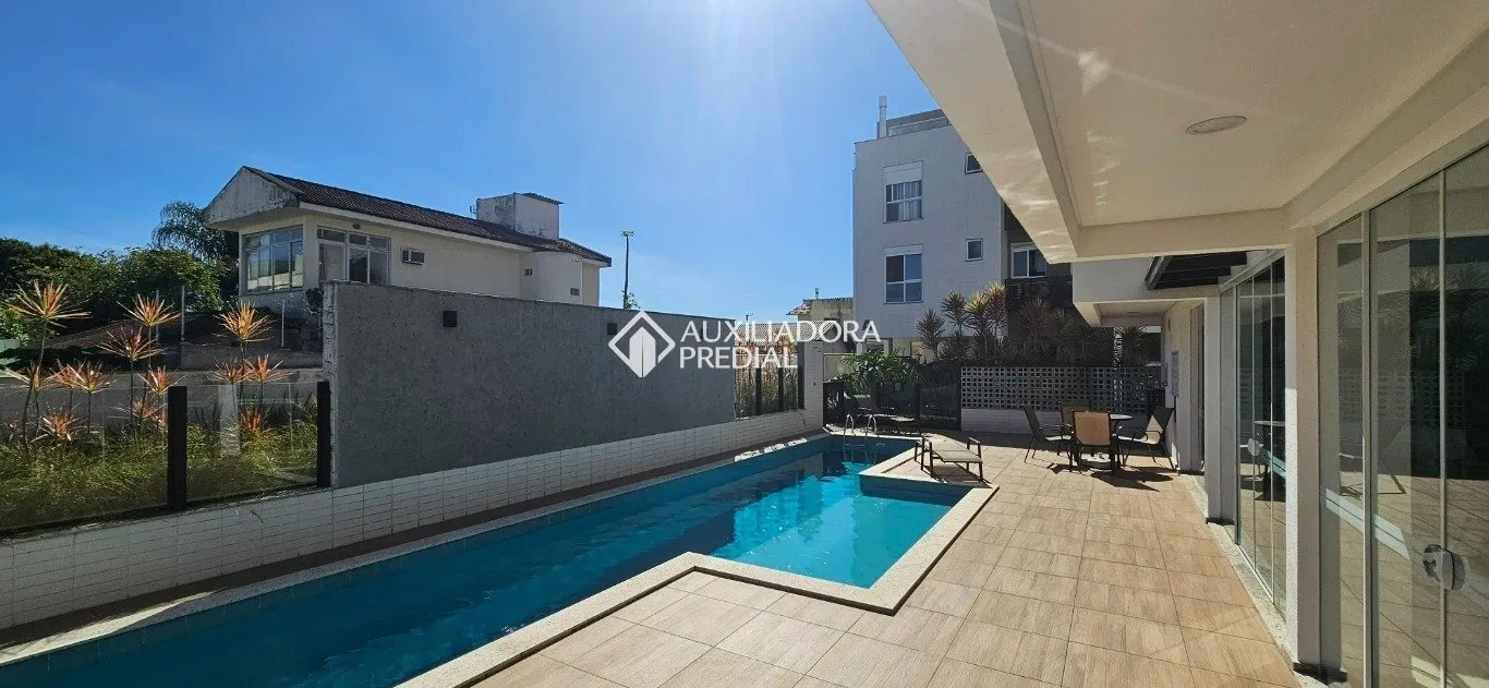 3-bedroom apartment with a private pool in Florianópolis — photo 45